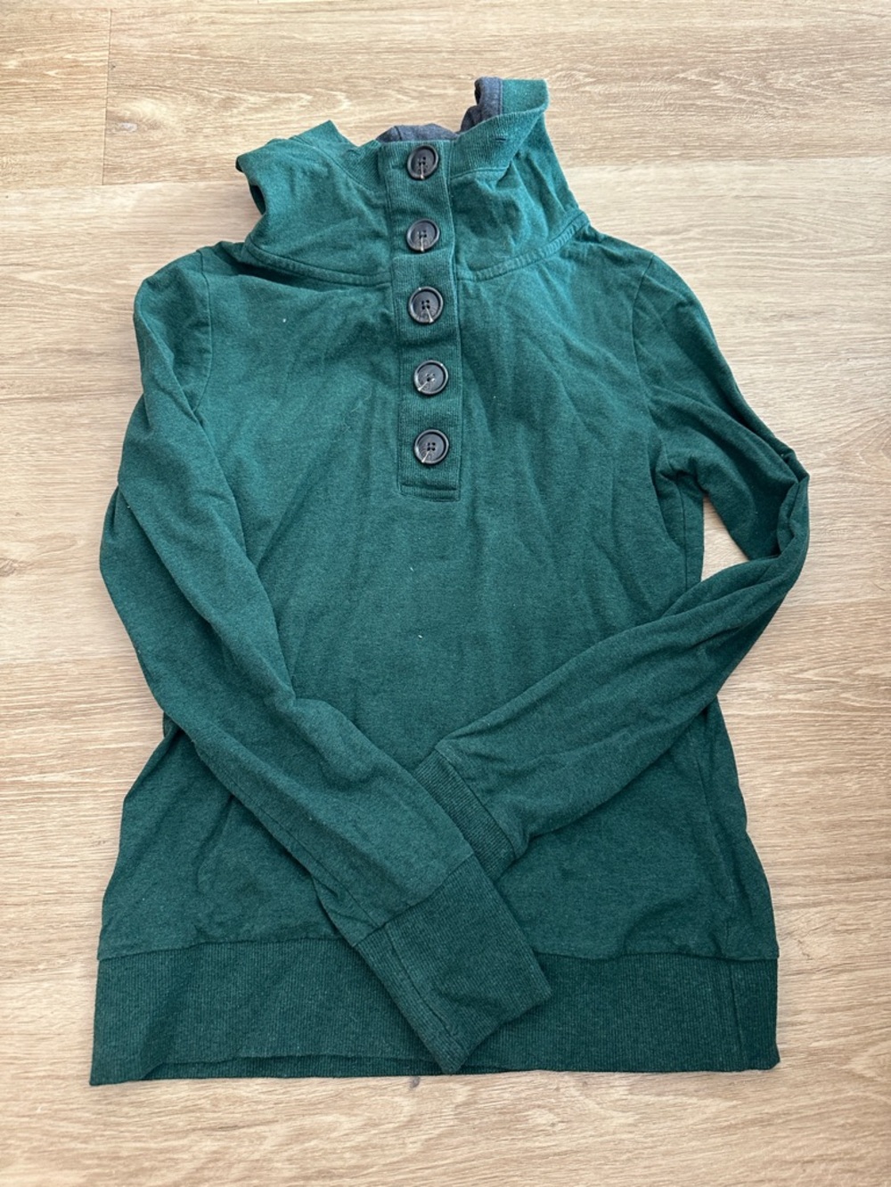 twik Dark Green Button-Neck Pullover Sweatshirt